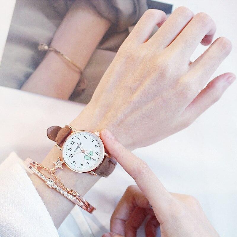 Montre Fille Mignonne Analogique Enfant Quartz Montre Confortable Fille École Primaire Mode Fille Montre Analogique Montres-bracelets Unisexe Cadran en Acier Inoxydable Bracelet en Cuir Montre à Quartz Tendance