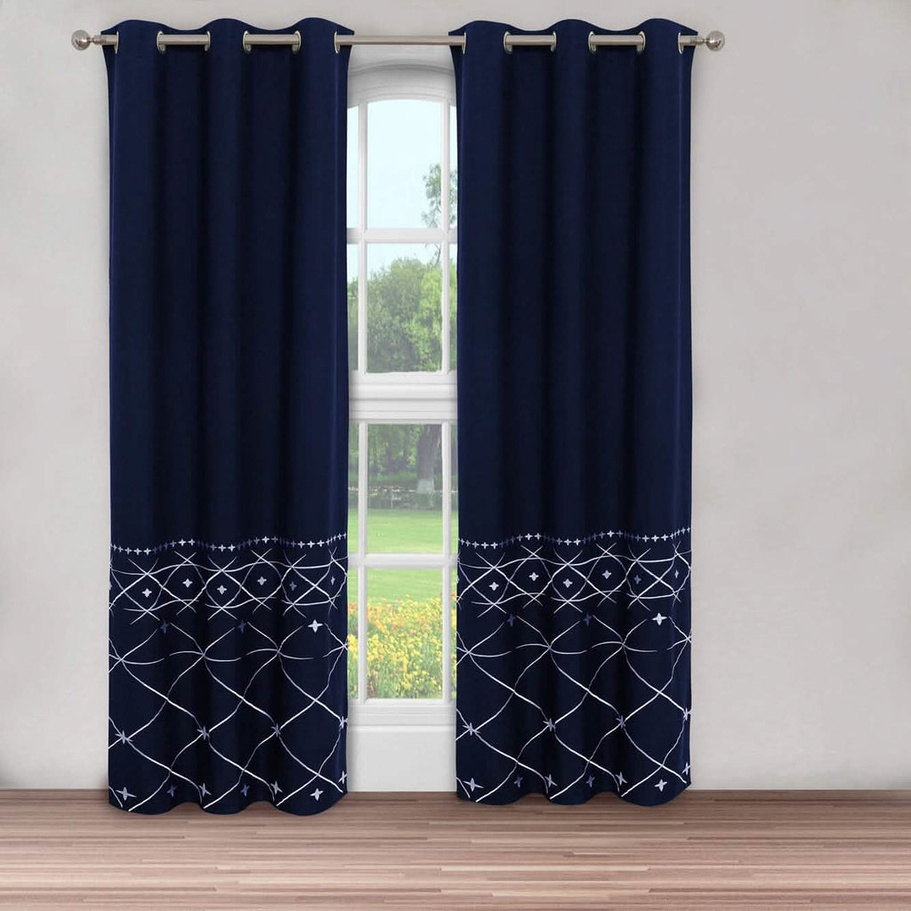 Ensemble 2 pièces : Paire de rideaux brodés Indigo Global
