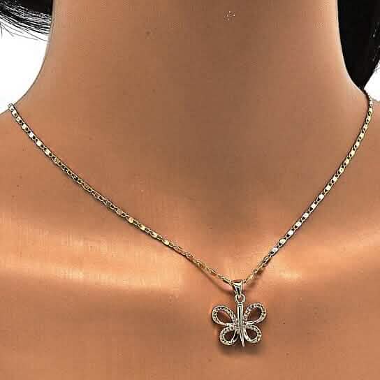 Collier fantaisie papillon en or laminé, micro-pavé blanc, finition polie, ton doré