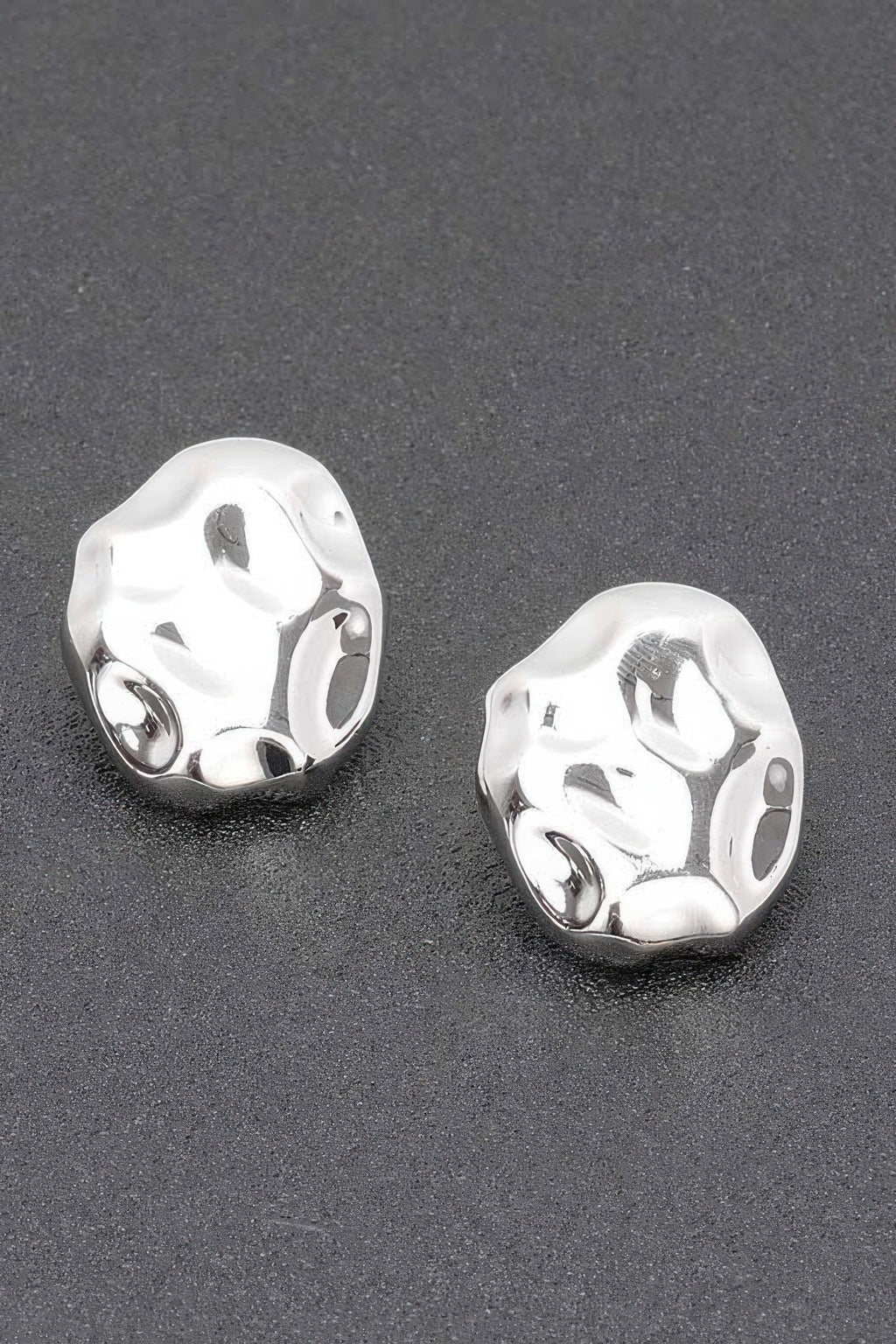 Boucle d'oreille en métal plaqué or