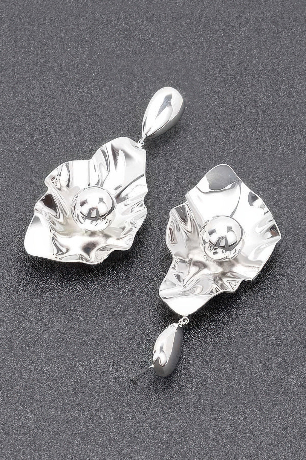 Boucle d'oreille en métal plaqué or