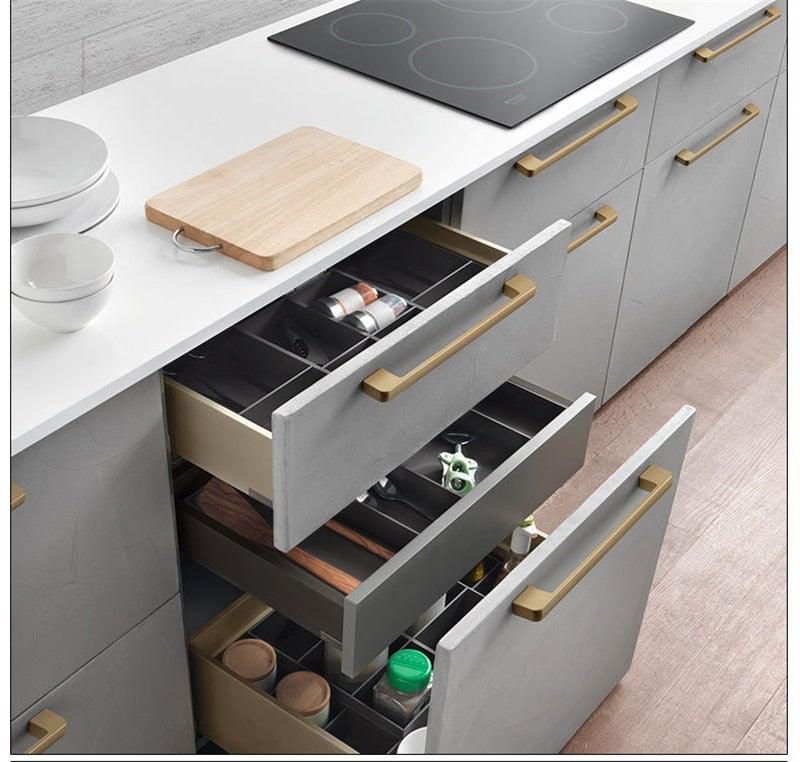 Poignées de meubles en alliage d'aluminium dorées, simples et tendance, poignées de bibliothèque, poignées de meuble à vin, poignées de porte, boutons de placard, tiroirs de placard, commode, bibliothèque, armoire 2,2 cm