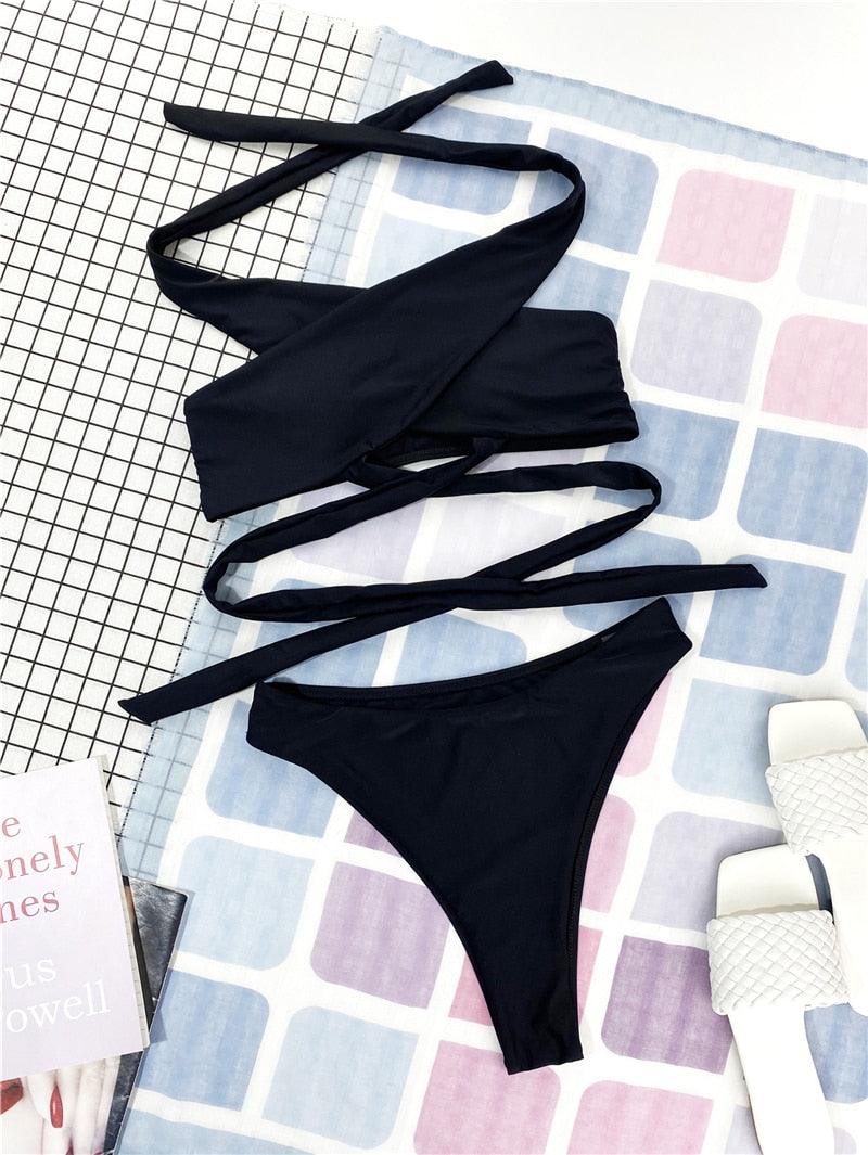Ensemble de bikinis croisés creux, maillot de bain pour femme, nouveau maillot de bain deux pièces de couleur unie, haut de bikini à licou croisé avec découpes et bas taille haute, tenue de plage d'été, maillot de bain pour femme.