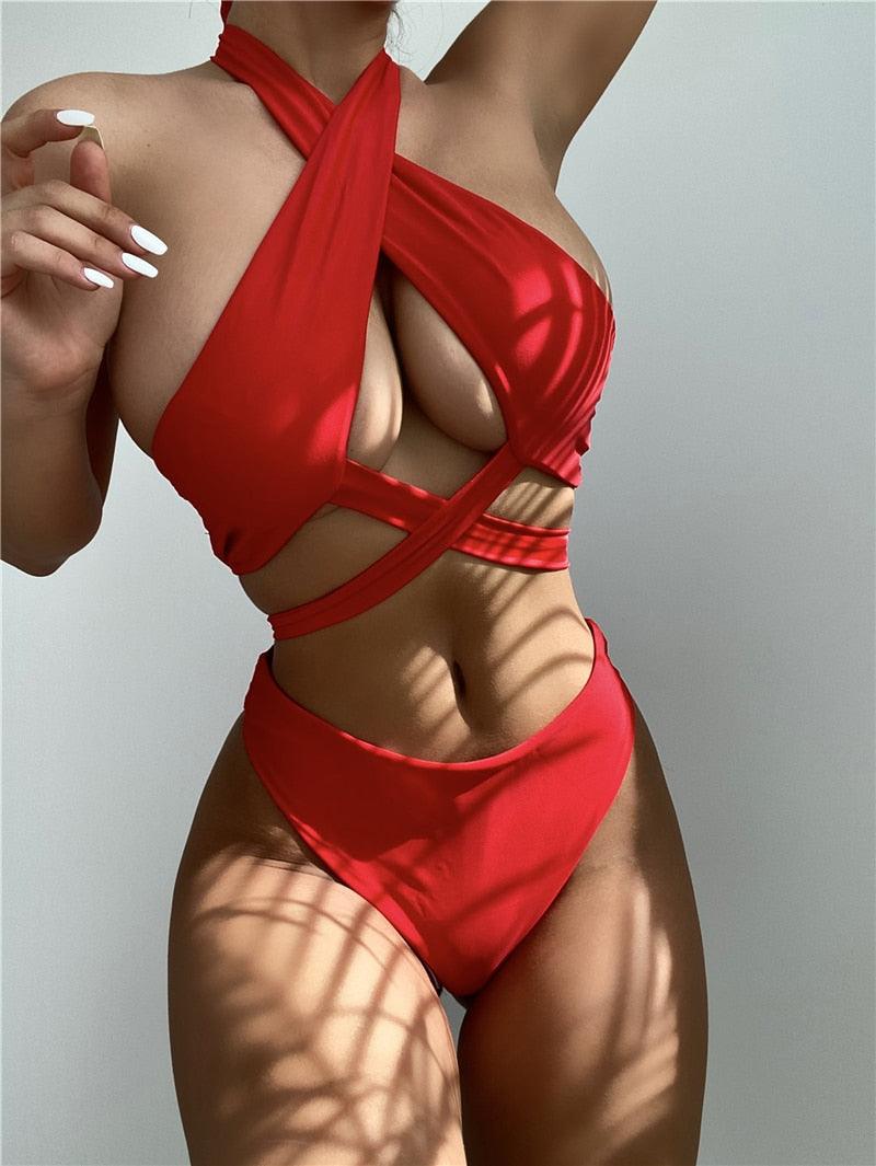 Ensemble de bikinis croisés creux, maillot de bain pour femme, nouveau maillot de bain deux pièces de couleur unie, haut de bikini à licou croisé avec découpes et bas taille haute, tenue de plage d'été, maillot de bain pour femme.