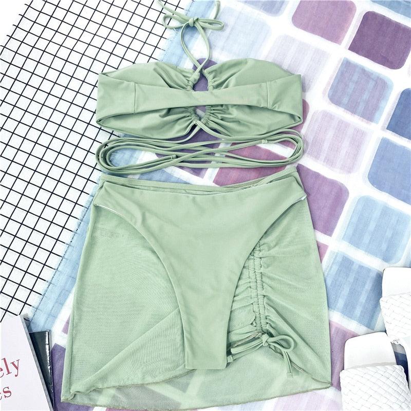 Ensemble de bikinis croisés creux, maillot de bain pour femme, nouveau maillot de bain deux pièces de couleur unie, haut de bikini à licou croisé avec découpes et bas taille haute, tenue de plage d'été, maillot de bain pour femme.