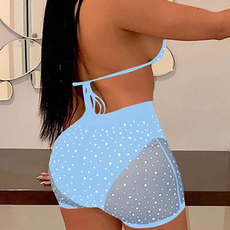 Ensemble soutien-gorge dos nu en résille et short à sequins