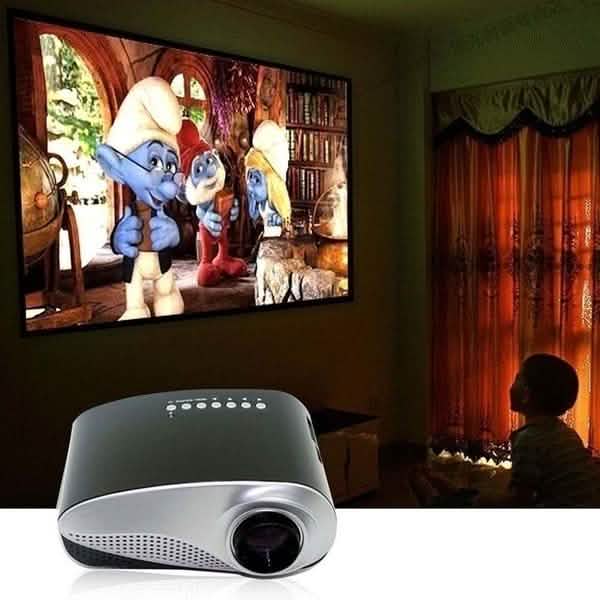 Mini projecteur LED HD Cinéma de maison 3D