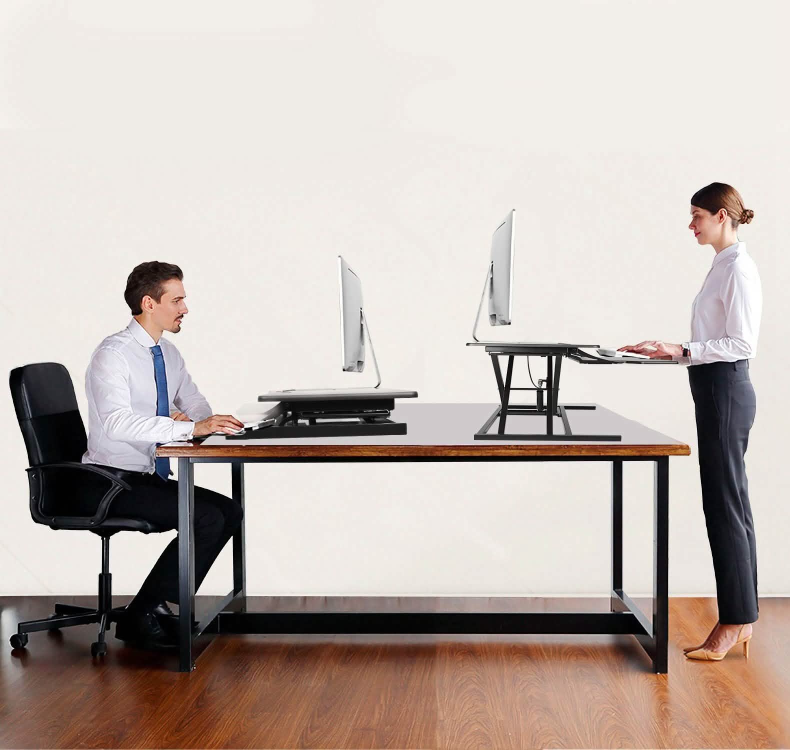 Poste de travail convertisseur de bureau assis-debout réglable en hauteur
