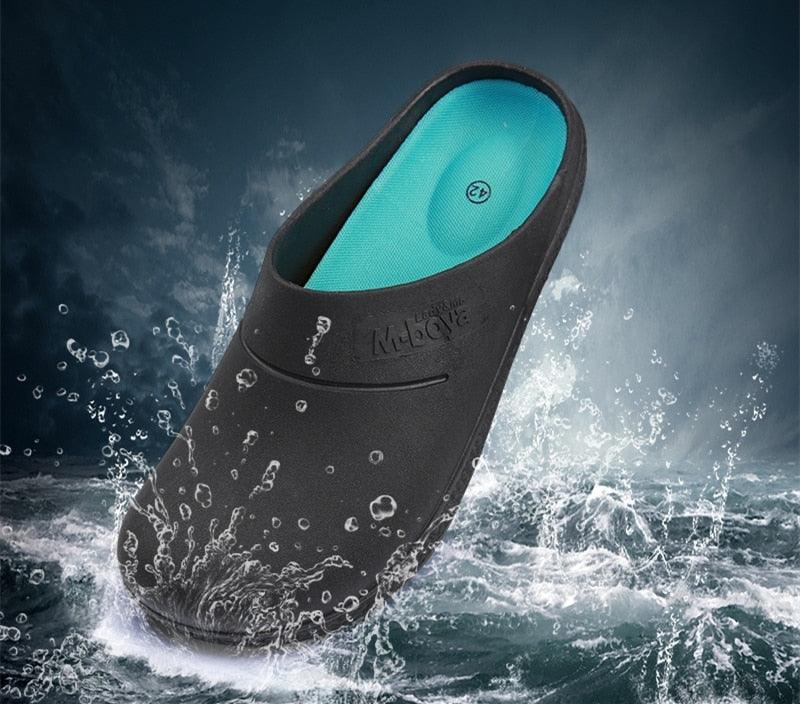 Chaussures de cuisine antidérapantes et imperméables de haute qualité pour chefs cuisiniers, chaussures de travail pour hôtel et restaurant, sandales plates, chaussures de sécurité pour la cuisine, le jardin et la salle de bain