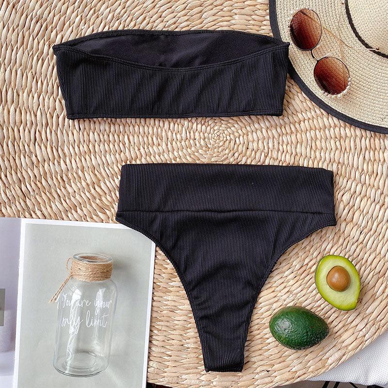 Maillots de bain bikinis taille haute Femme Noir sans bretelles Maillot de bain femme échancré Tenue de plage femme Maillot de bain une pièce à col dégagé, découpe sur le devant et laçage au dos, coupe haute