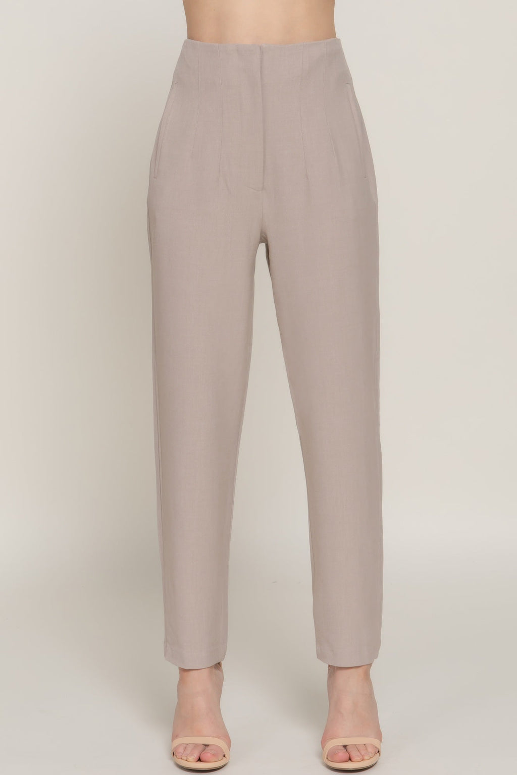 Pantalon long à taille haute et détails de plis nervurés