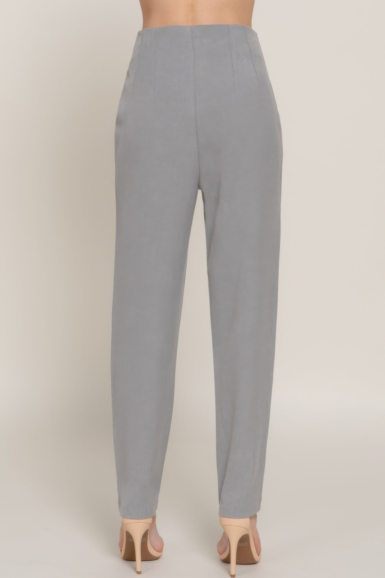 Pantalon long à taille haute et détails de plis nervurés