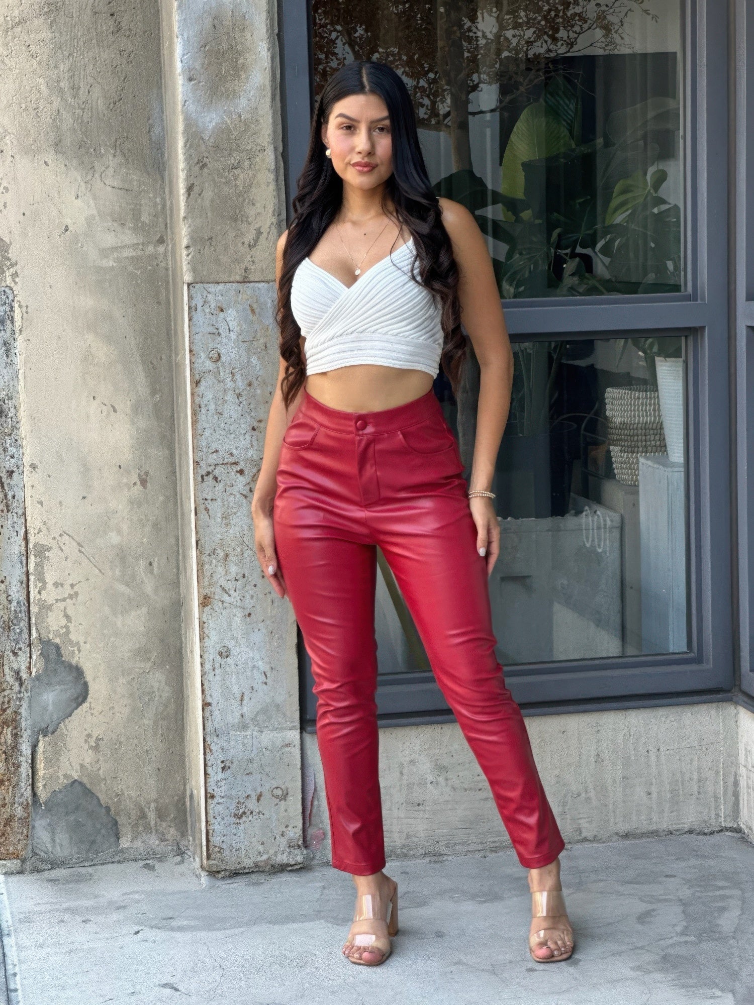 Jean moulant taille haute en faux cuir PU