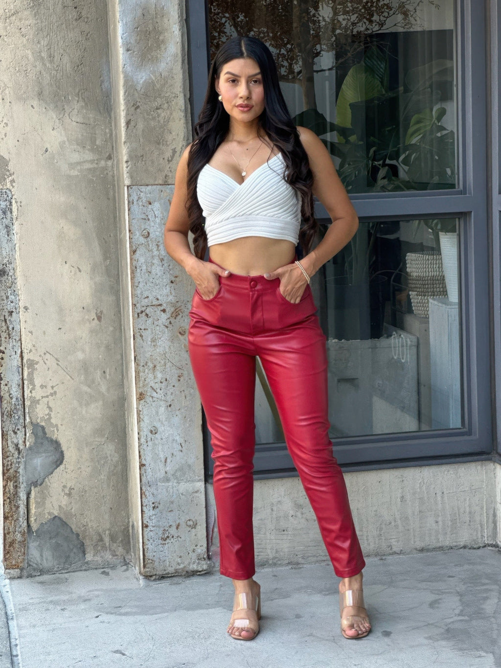 Jean moulant taille haute en faux cuir PU