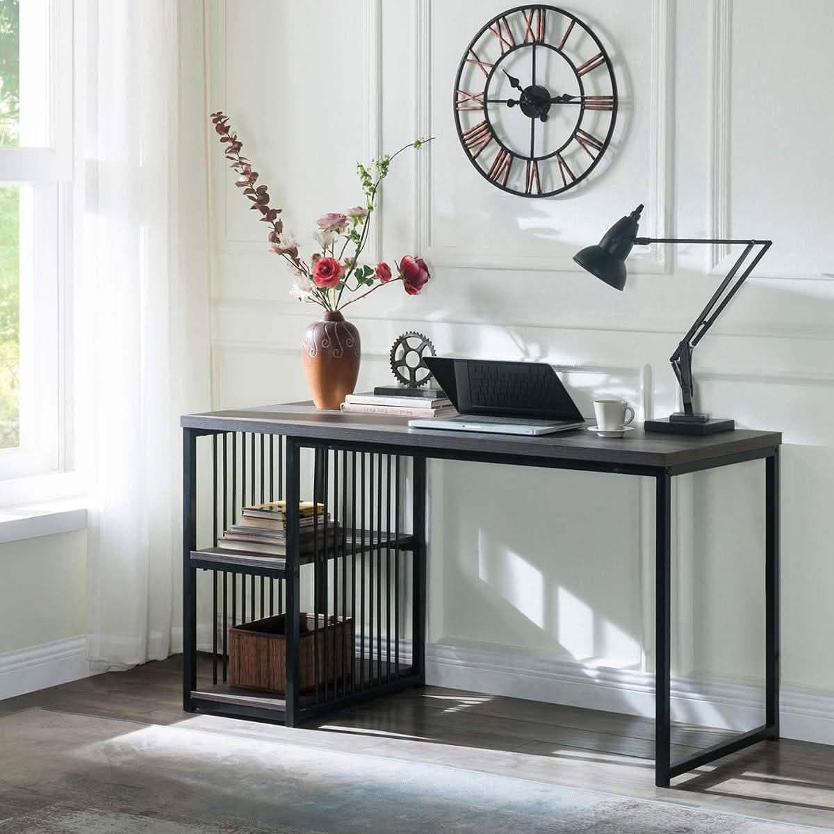 Bureau d'ordinateur à domicile avec 2 étagères de rangement ouvertes