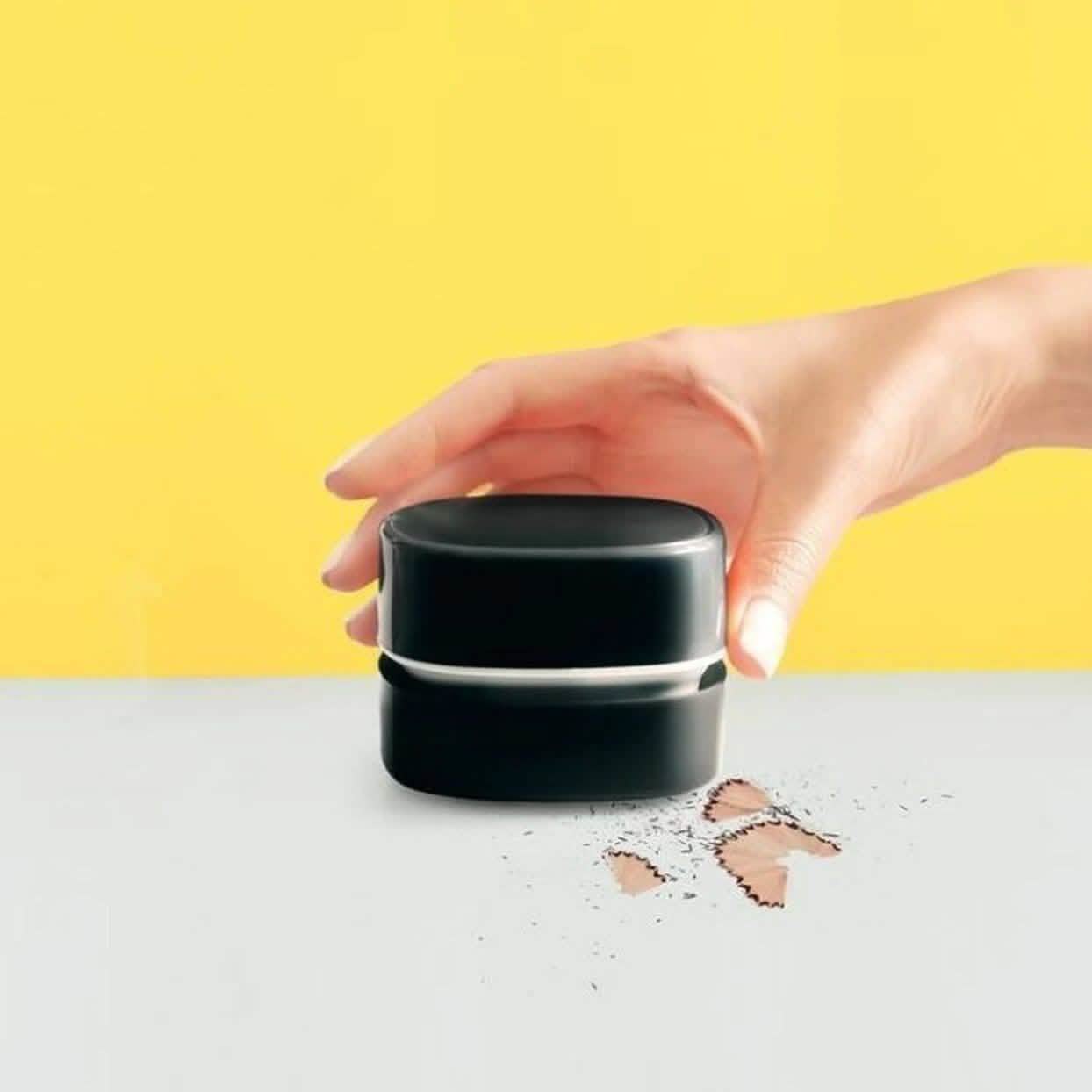 Mini-aspirateur de bureau iJoy Ta-Da à piles