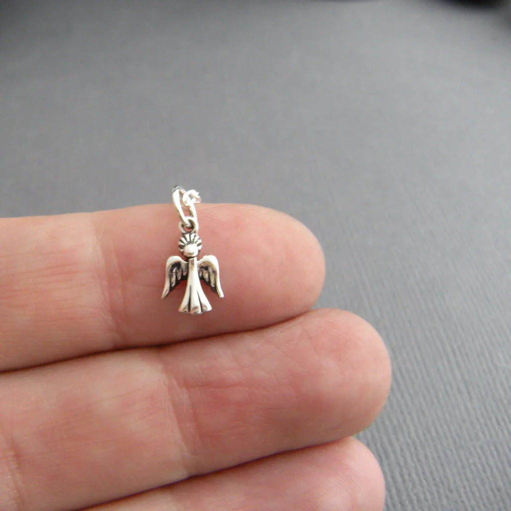 Mini Collier Ange – Pendentif en argent sterling 9 mm sur chaîne de 45 cm
