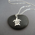 Charm Tortue de Mer en Argent Sterling avec Collier Spirale