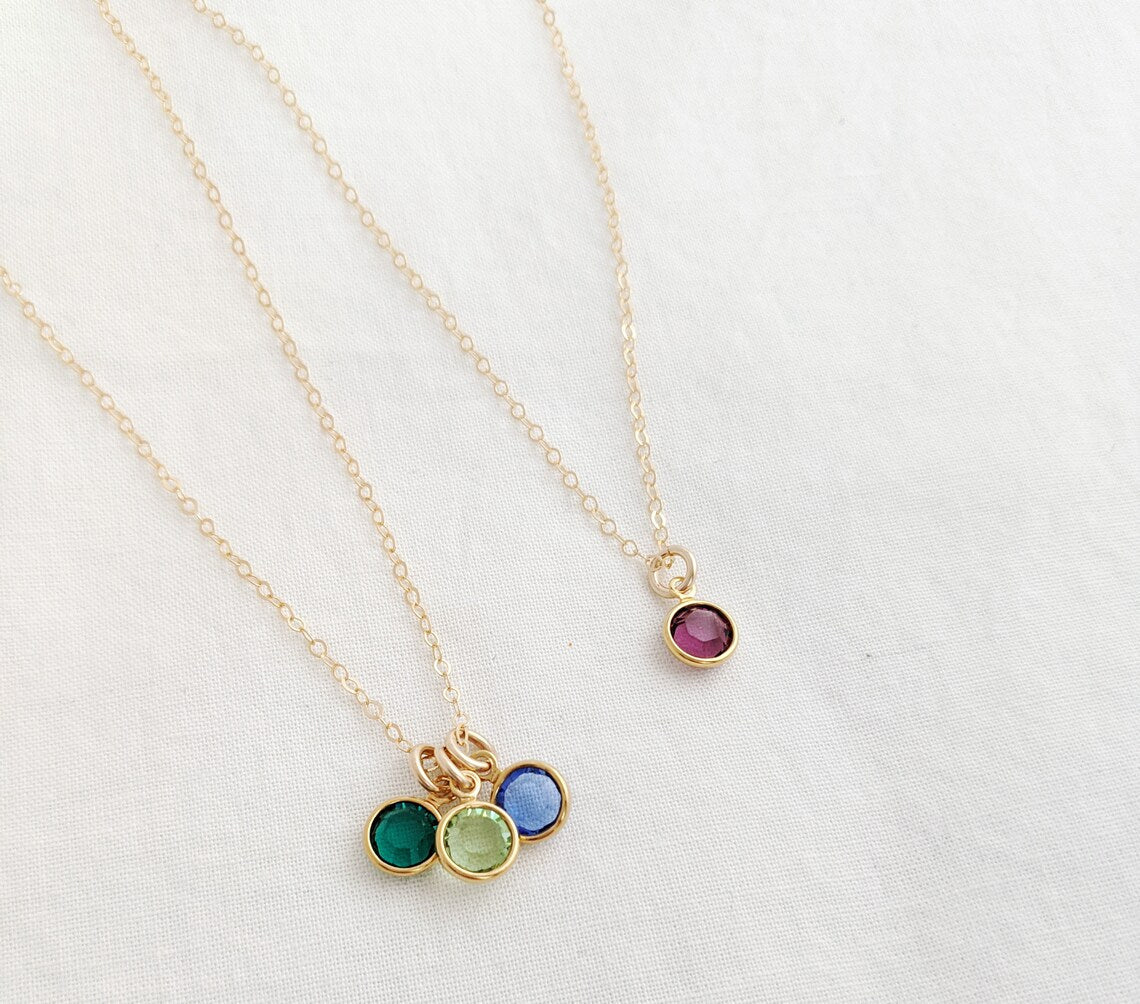 Collier de naissance doré – Cristaux Swarovski sur chaîne en or rempli de 18 po