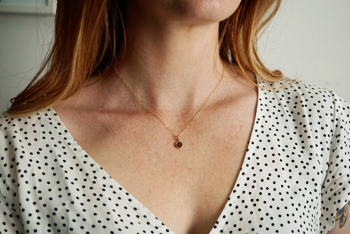 Collier de naissance doré – Cristaux Swarovski sur chaîne en or rempli de 18 po