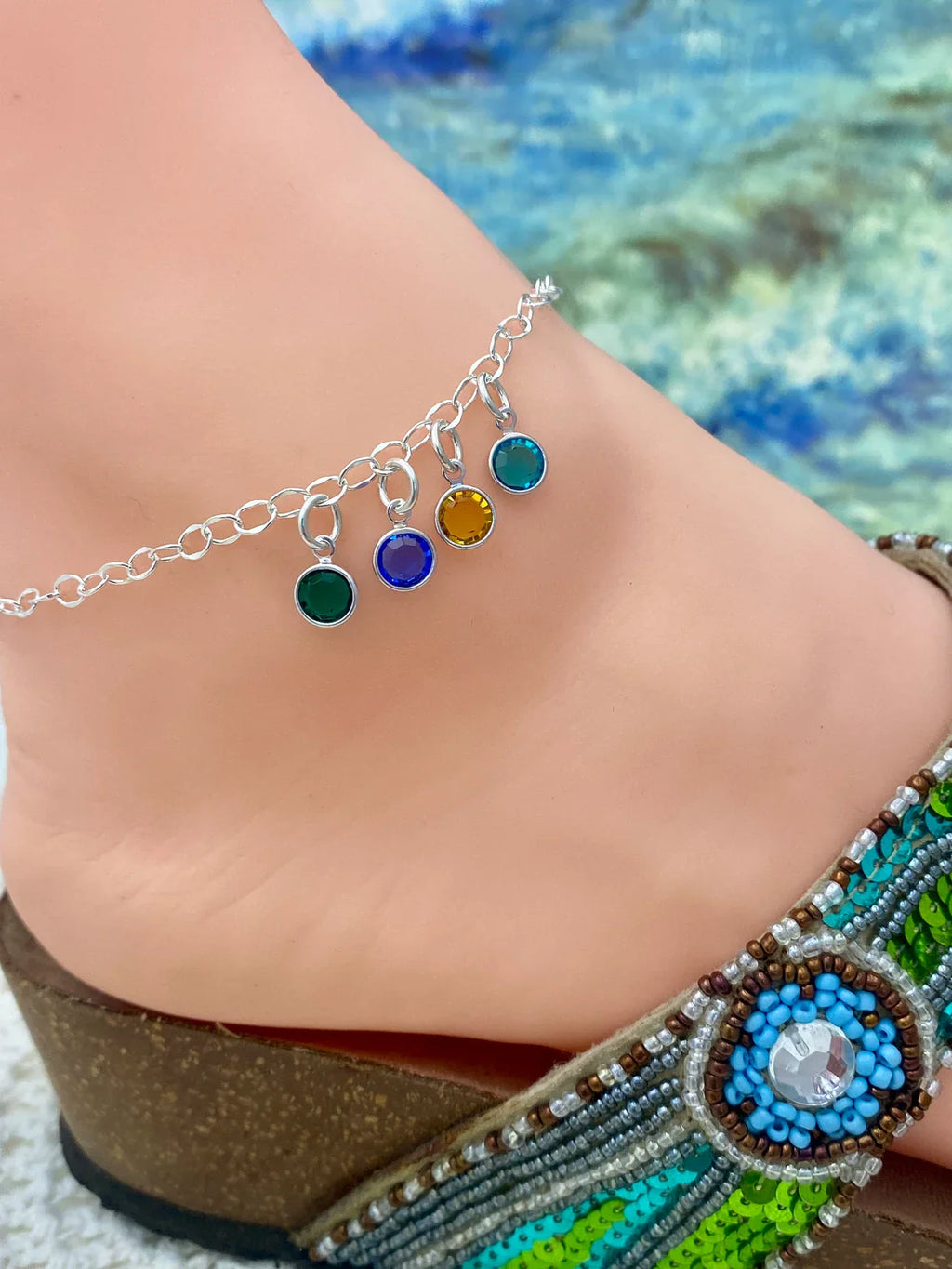 Bracelet de cheville personnalisé avec pierre de naissance pour maman – Argent sterling réglable 20,3–22,9 cm