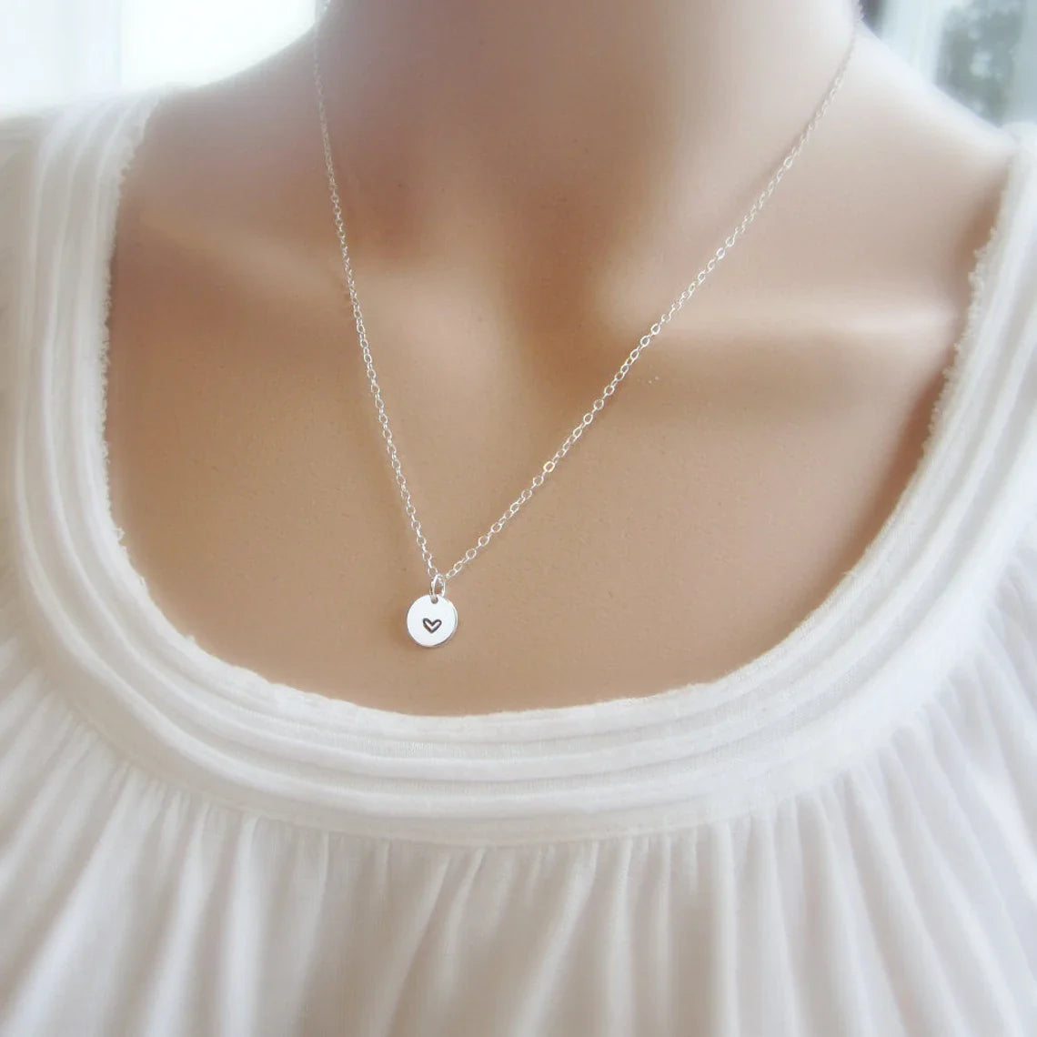 Collier Cœur estampillé main – Argent sterling, chaîne de 40 ou 45 cm
