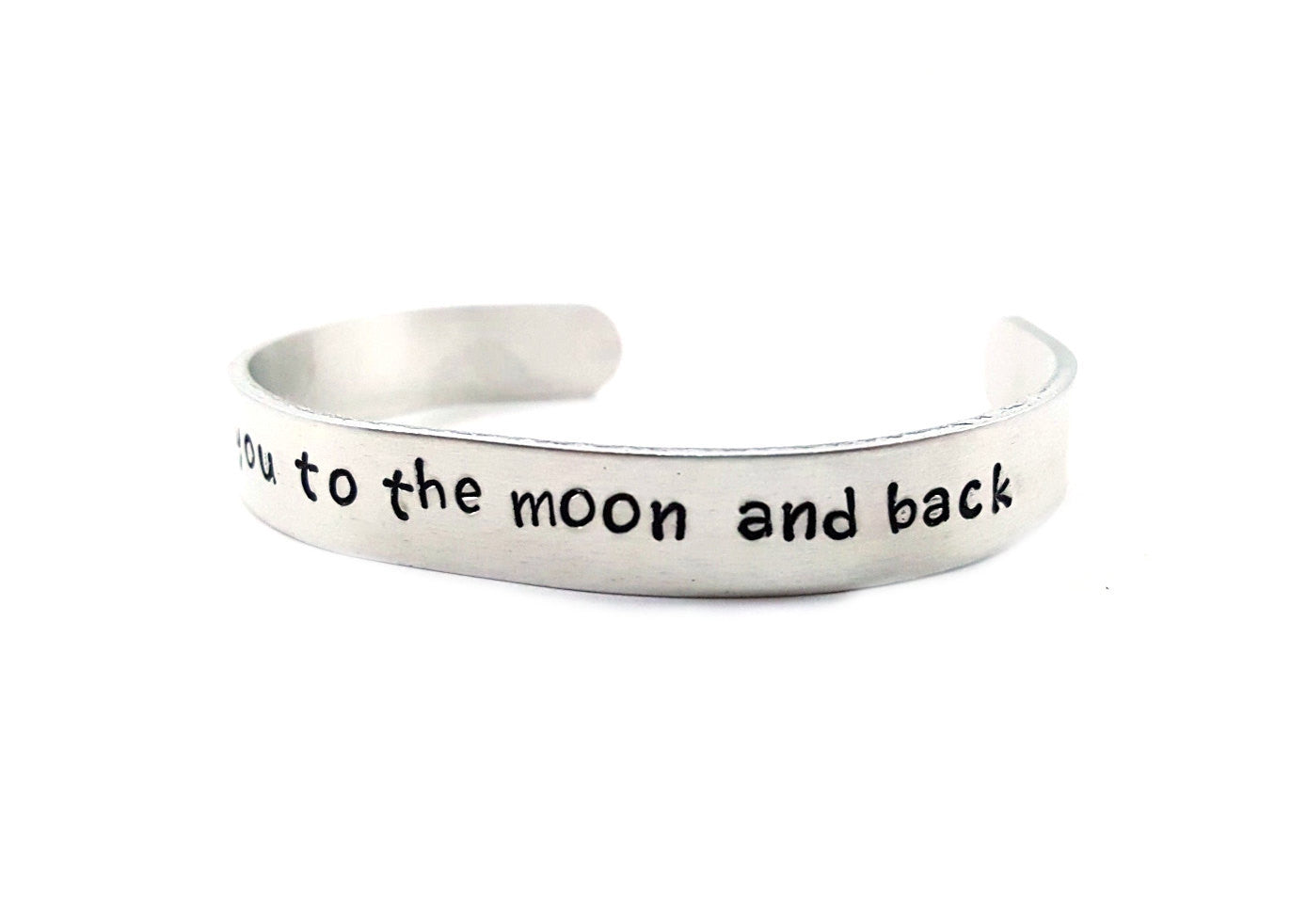 Bracelet jonc en aluminium gravé « I Love You To The Moon And Back »