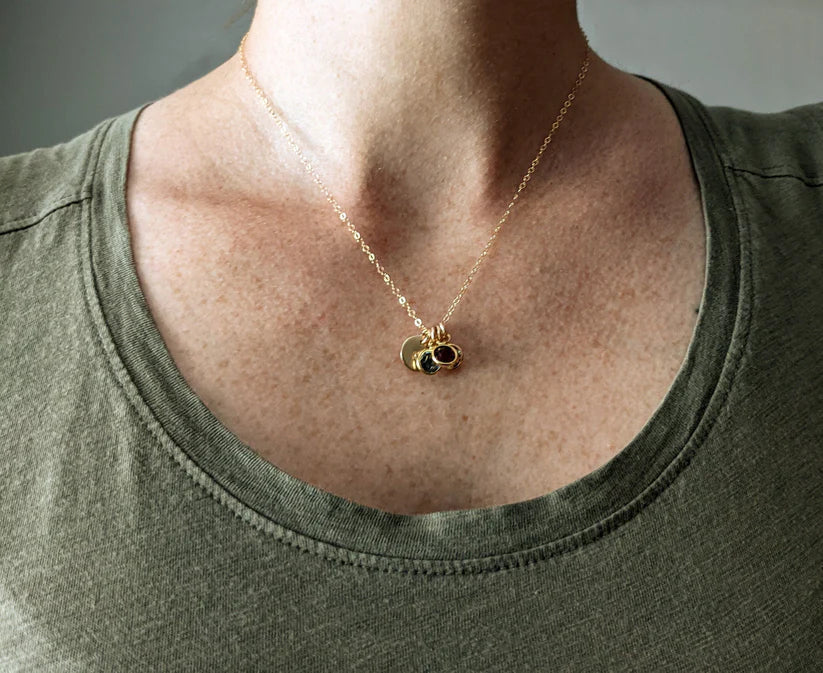 Collier Cœur et Pierre de Naissance pour Maman – Collier Famille Personnalisé