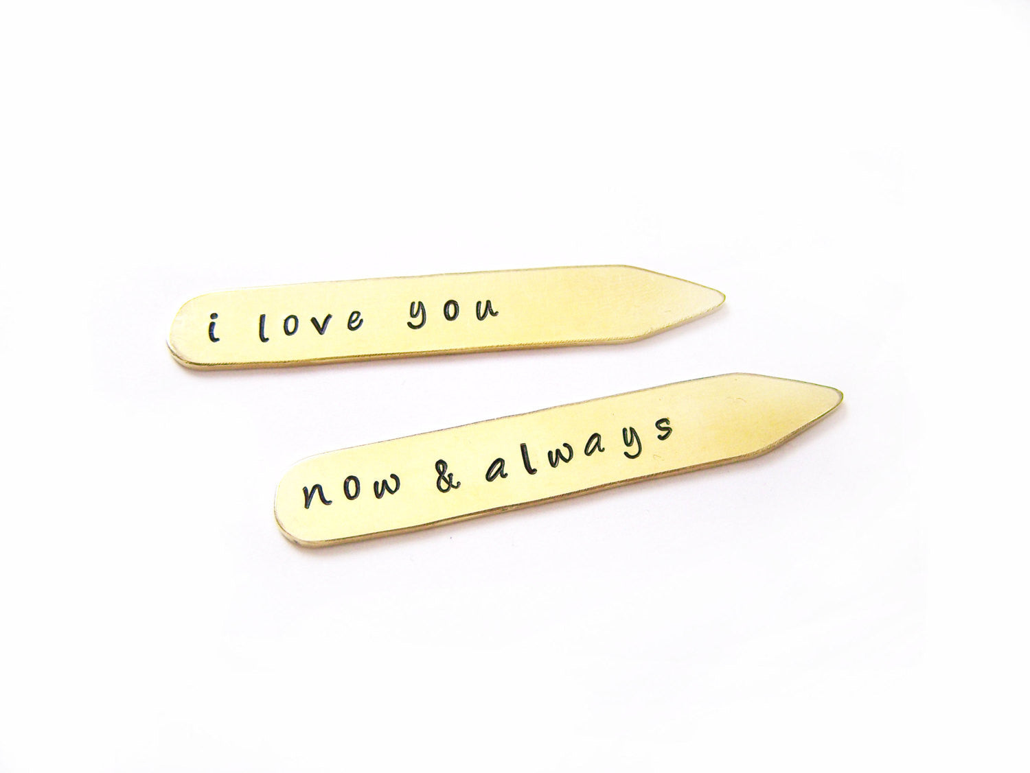 Je t'aime message personnalisé Poinçonnés à la main Restes de col monogrammés en laiton / Cadeau pour lui