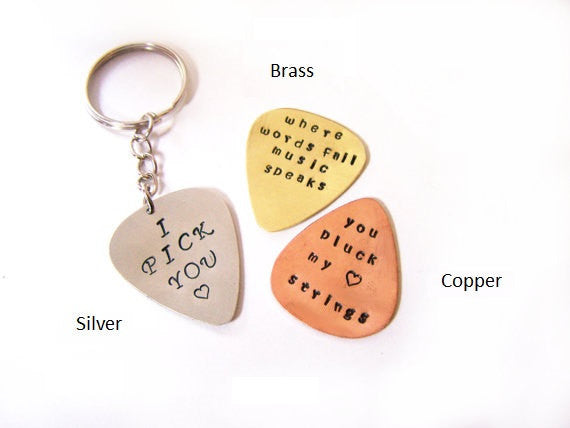 Médiator de guitare « Te Amo » estampillé à la main