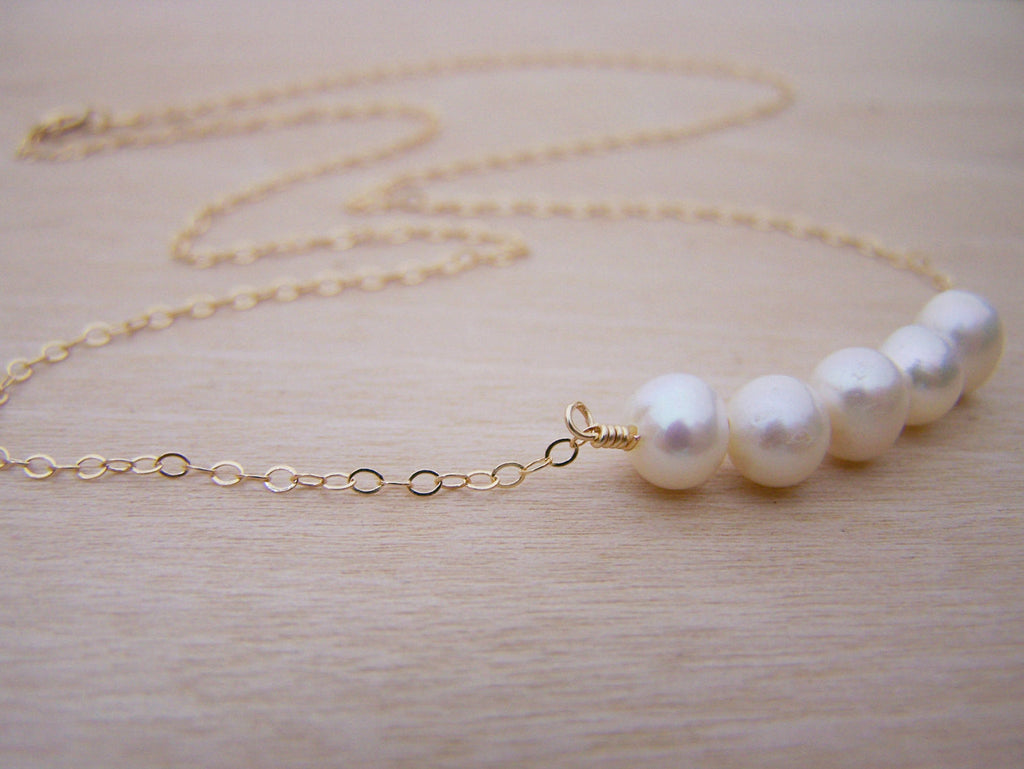 Collier barre de perles d'eau douce, Or laminé 14 carats - Vu dans la publicité de Tough Apparel