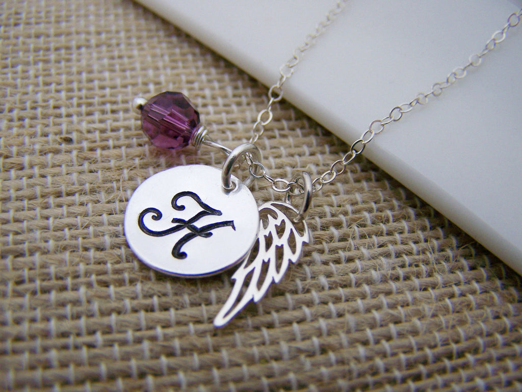 Ailes d'ange et collier de perles – Bijou commémoratif et cadeau de condoléances en argent sterling