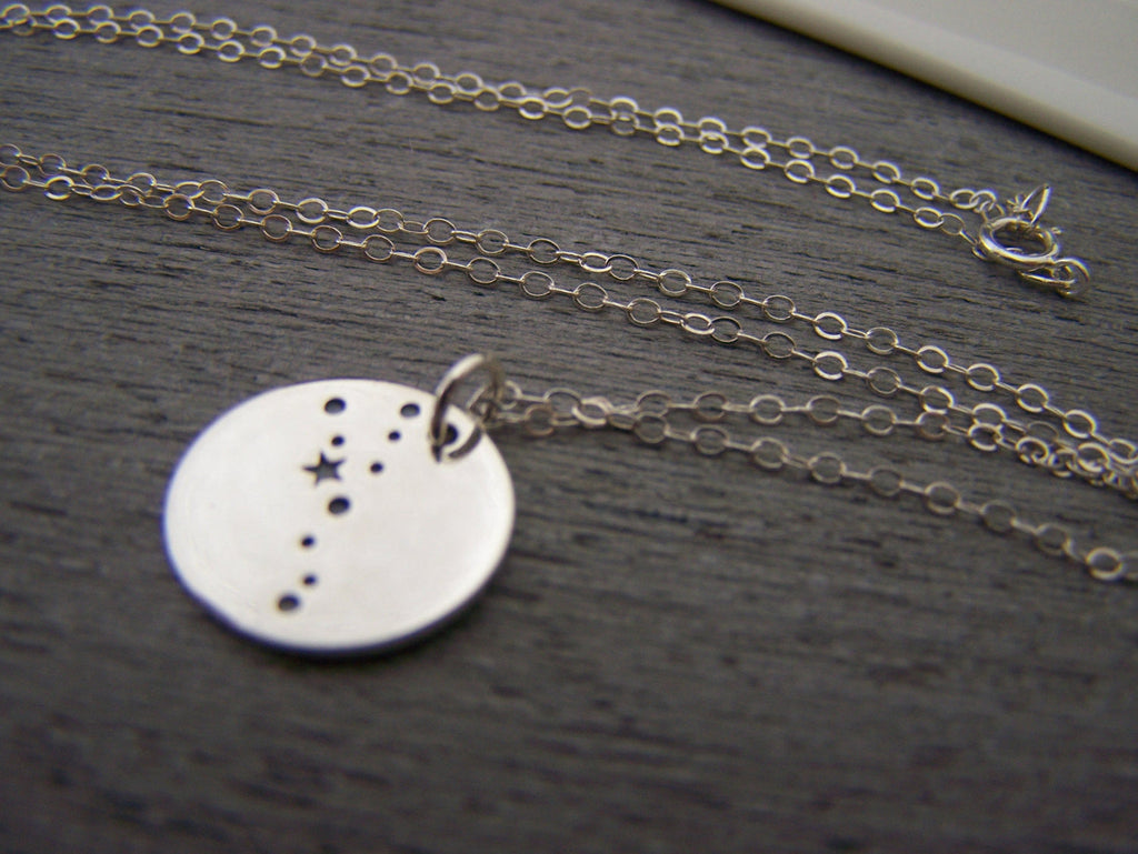 Collier signe astrologique Taureau en argent sterling