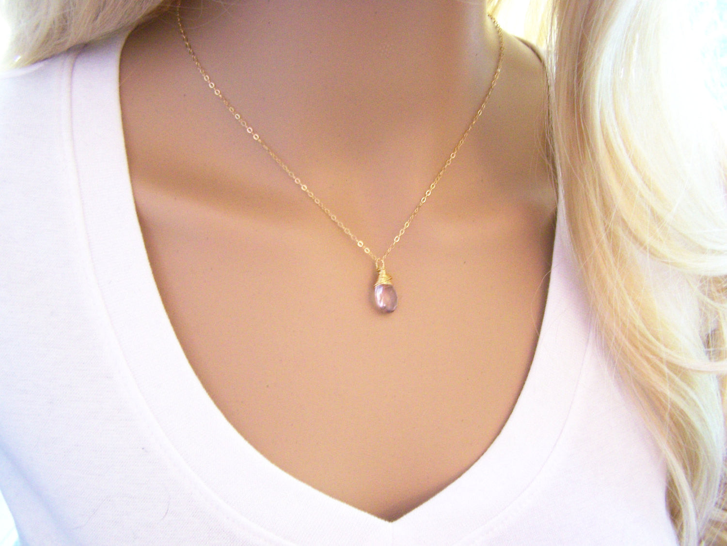 Collier Améthyste Claire Pierre de Naissance de Juin – Pendentif en Or Rempli 14 carats – Bijoux en Pierre Précieuse – Cadeau pour Femme