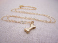 Collier en or rempli 14 carats avec os de chien en or