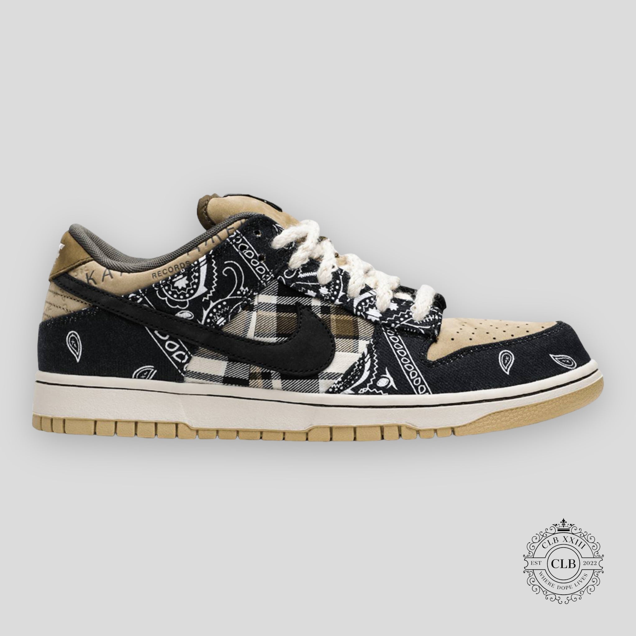 NIKE SB DUNK LOW X TRAVIS SCOTT (SPECIAL BOX)