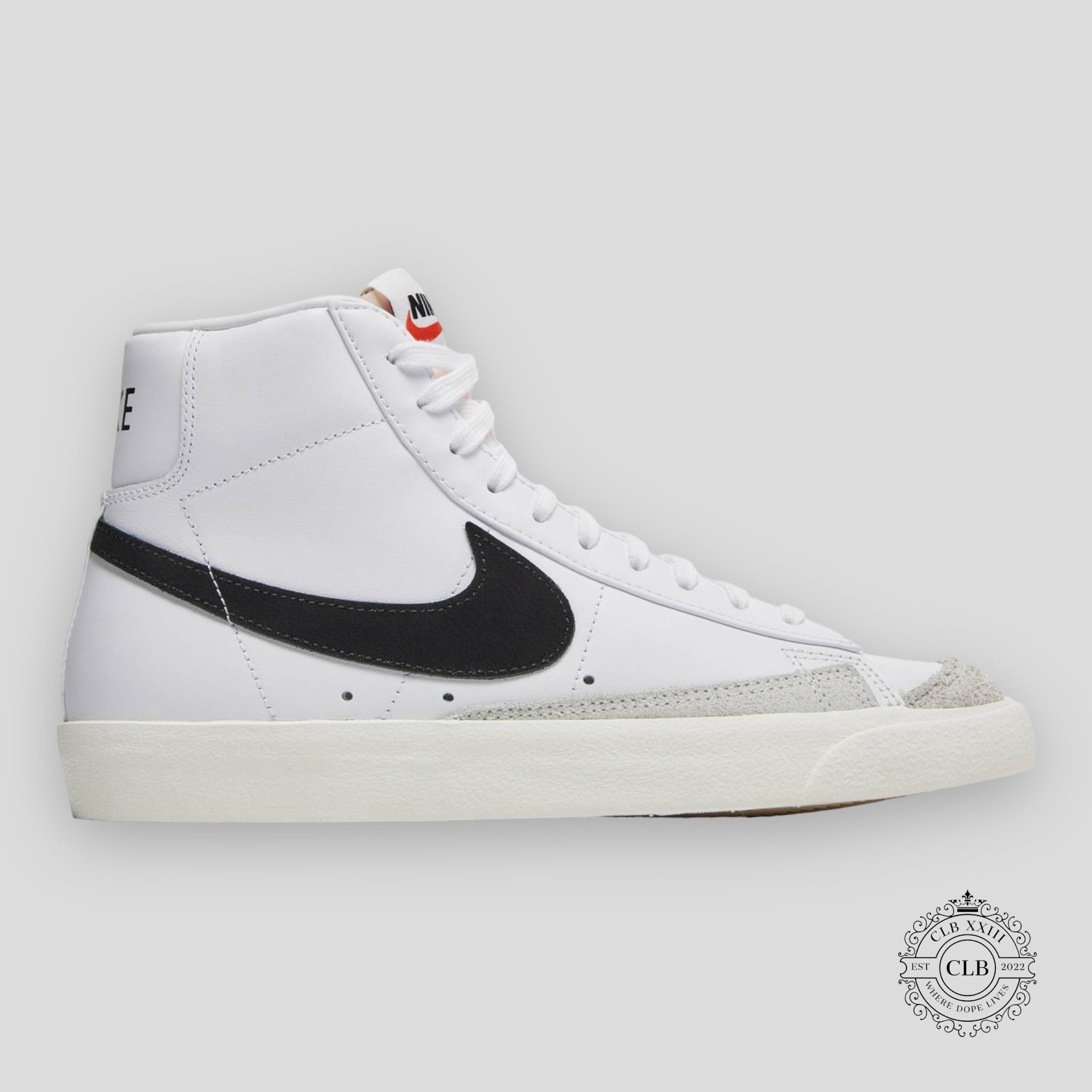 NIKE BLAZER MID '77 VINTAGE « WHITE & BLACK »