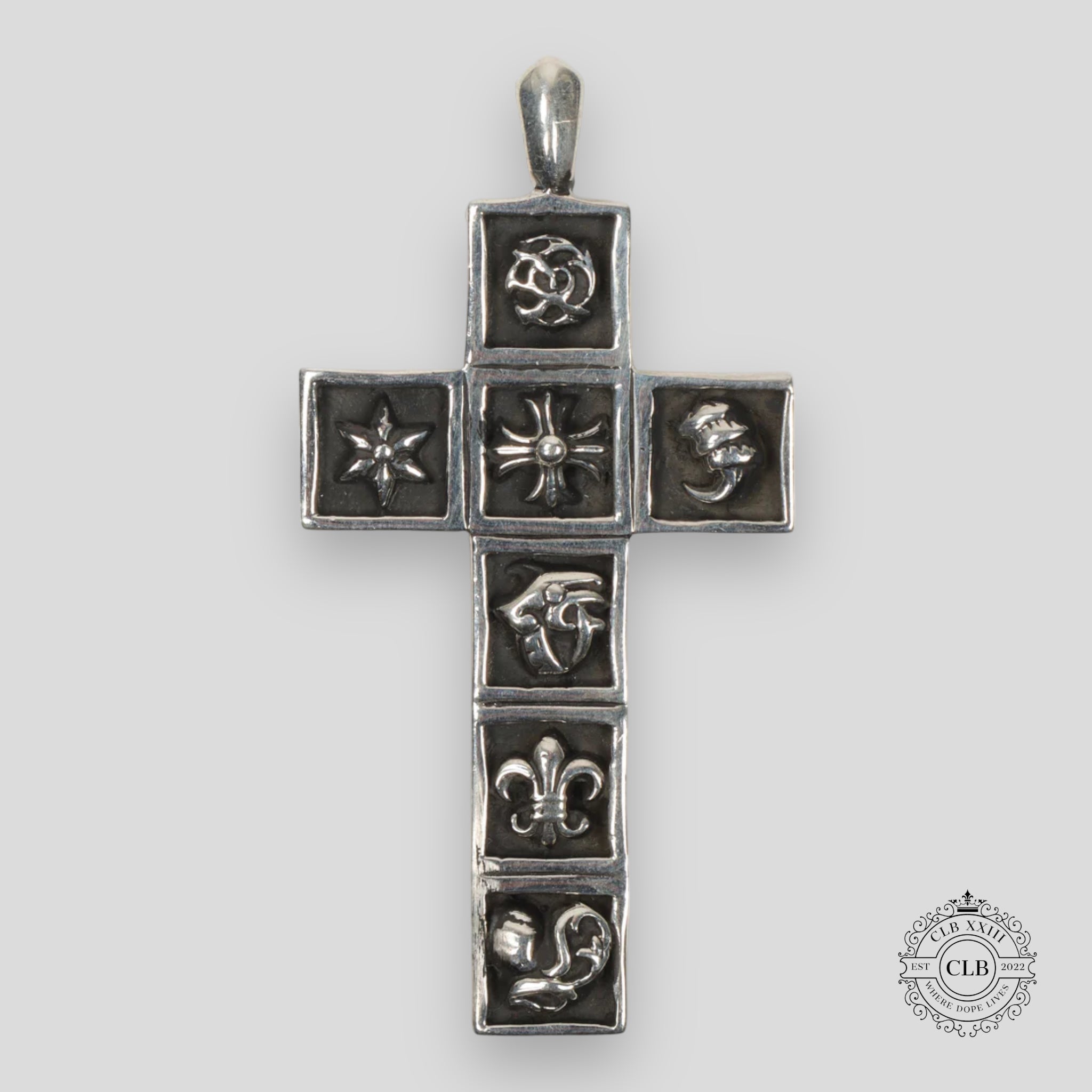 Pendentif CHROME HEARTS multi-emblèmes
