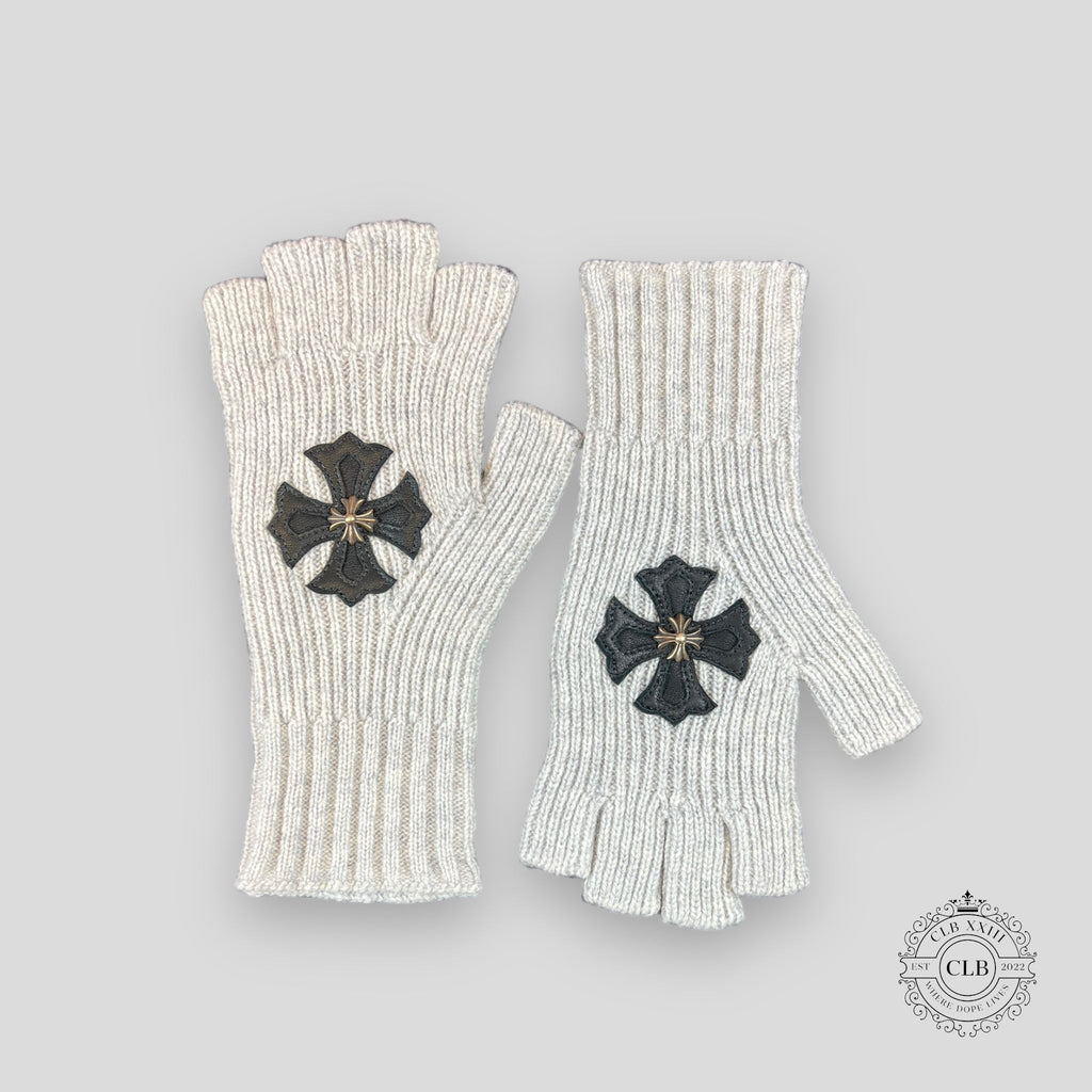 GANTS MITAINES EN CACHEMIRE CLOUTÉS CHROME HEARTS
