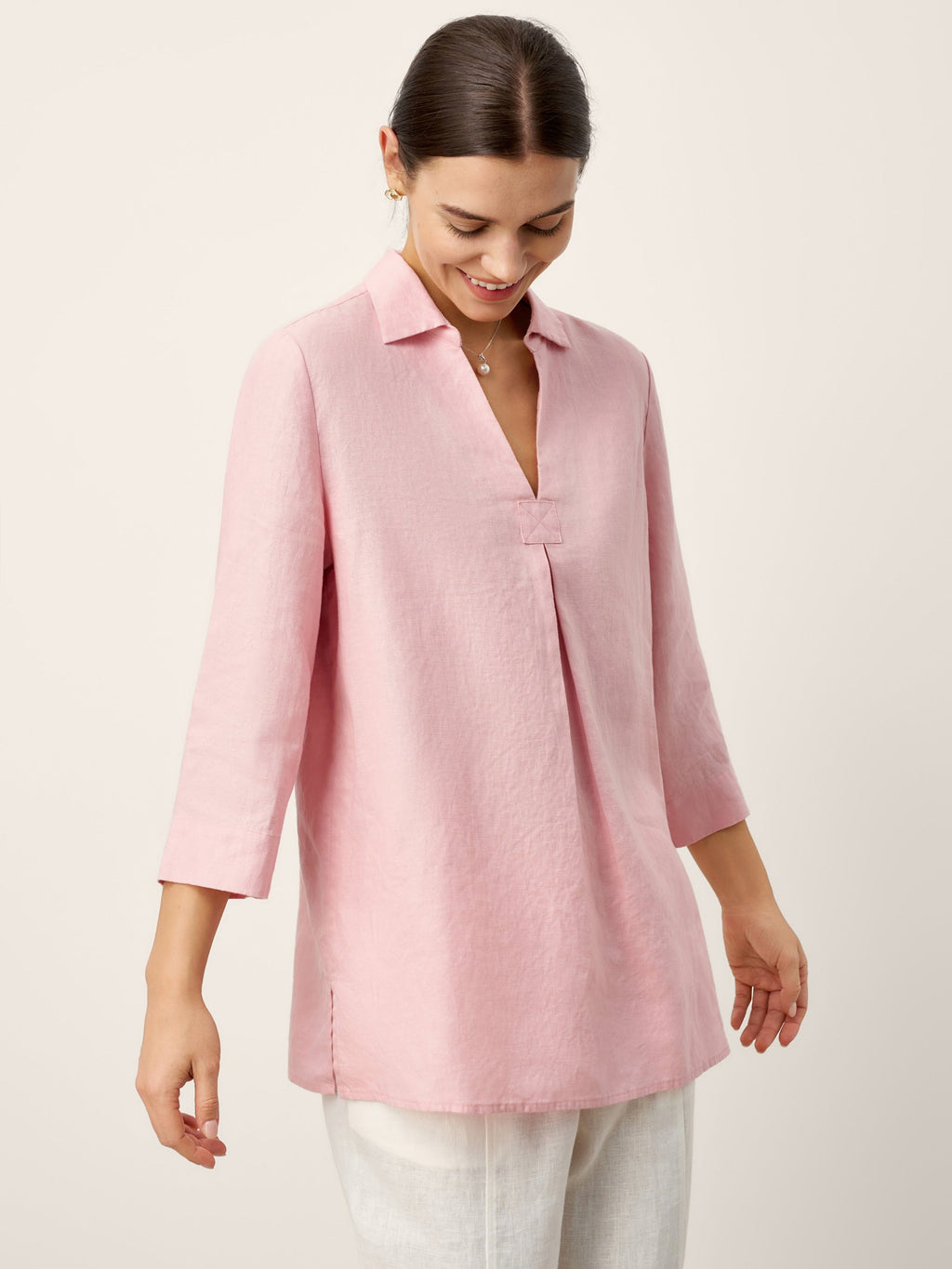 Top long Odalys en 100 % lin, avec col à revers superposé, encolure en V et pli creux sculpté sur le devant