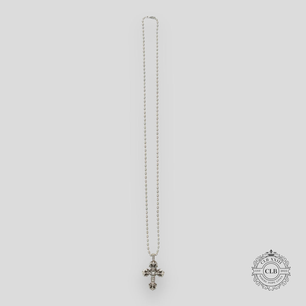 Pendentif Tiny Filigree Chrome Hearts orné de diamants