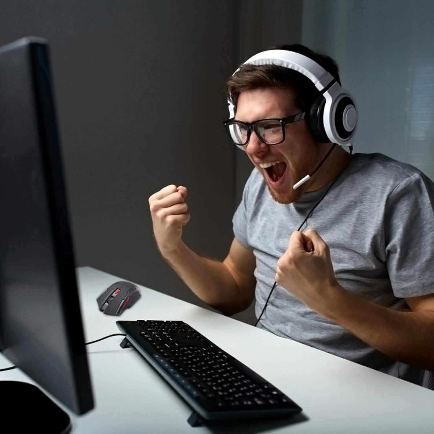 Souris de jeu sans fil iMountek 2.4G