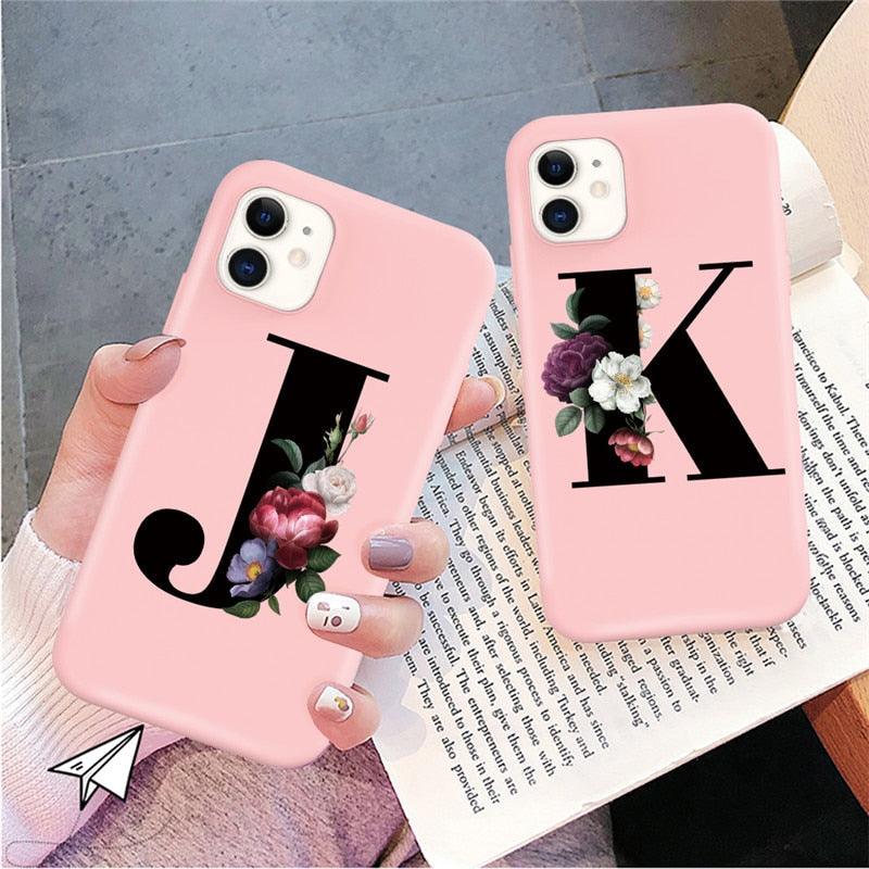 Coque de téléphone en silicone avec initiale pour iPhone 12 Pro Max, motif fleur rétro rose, coque arrière souple compatible avec les coques d'iPhone, coque arrière en silicone rose doux et mignon pour iPhone