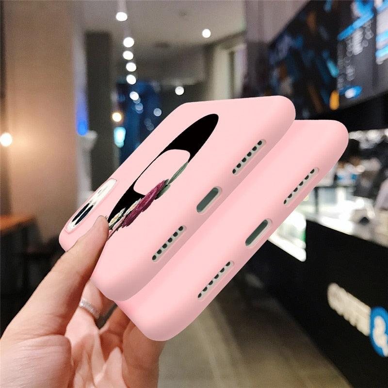 Coque de téléphone en silicone avec initiale pour iPhone 12 Pro Max, motif fleur rétro rose, coque arrière souple compatible avec les coques d'iPhone, coque arrière en silicone rose doux et mignon pour iPhone