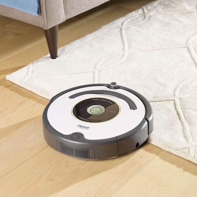 Robot aspirateur iRobot Roomba 655 (reconditionné)