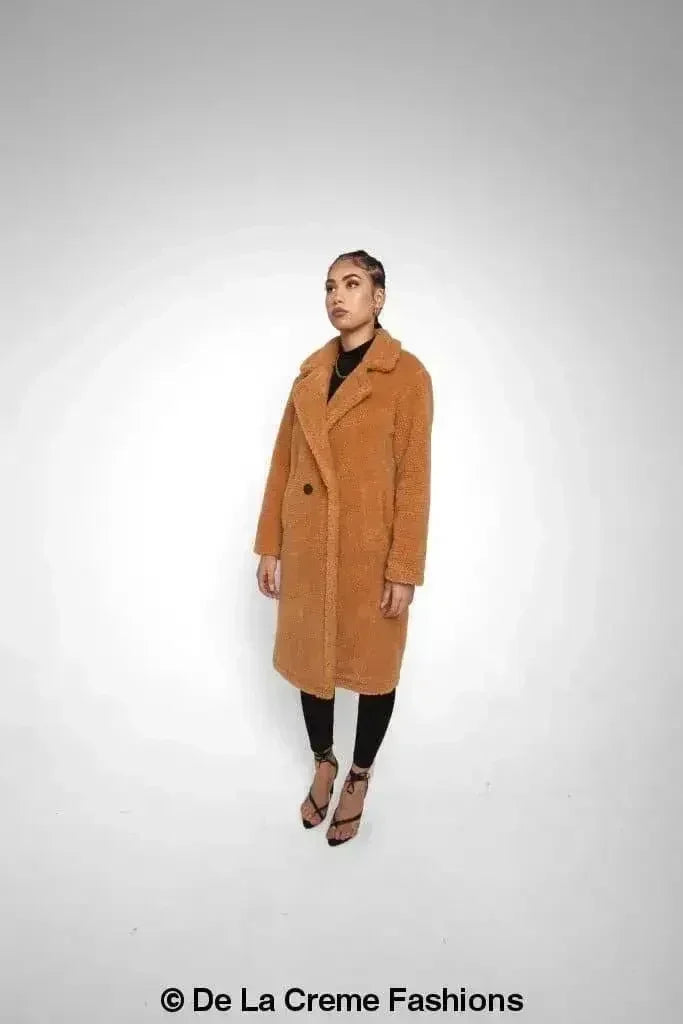 Manteau long Jackie style Teddy en imitation peau de mouton, coupe droite à double boutonnage