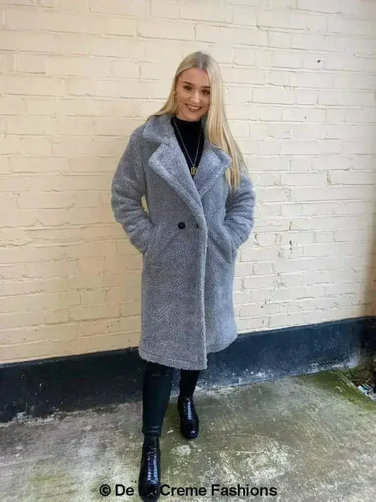 Manteau long Jackie style Teddy en imitation peau de mouton, coupe droite à double boutonnage