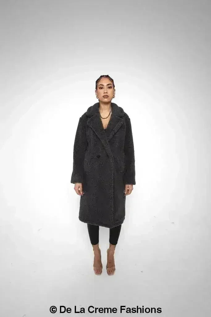 Manteau long Jackie style Teddy en imitation peau de mouton, coupe droite à double boutonnage