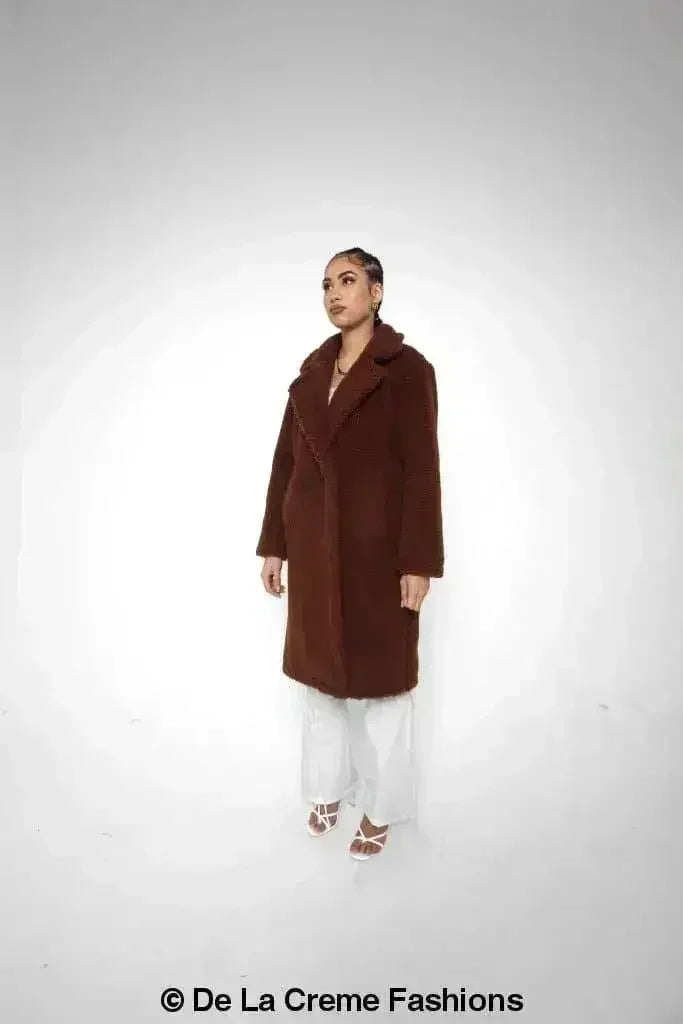 Manteau long Jackie style Teddy en imitation peau de mouton, coupe droite à double boutonnage