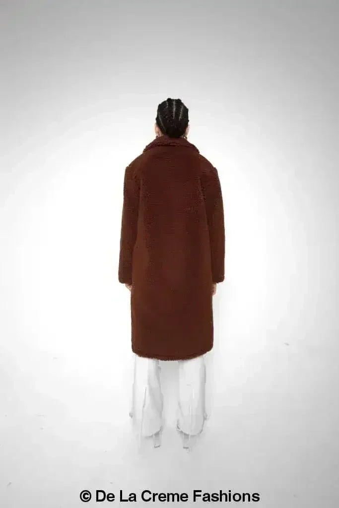 Manteau long Jackie style Teddy en imitation peau de mouton, coupe droite à double boutonnage
